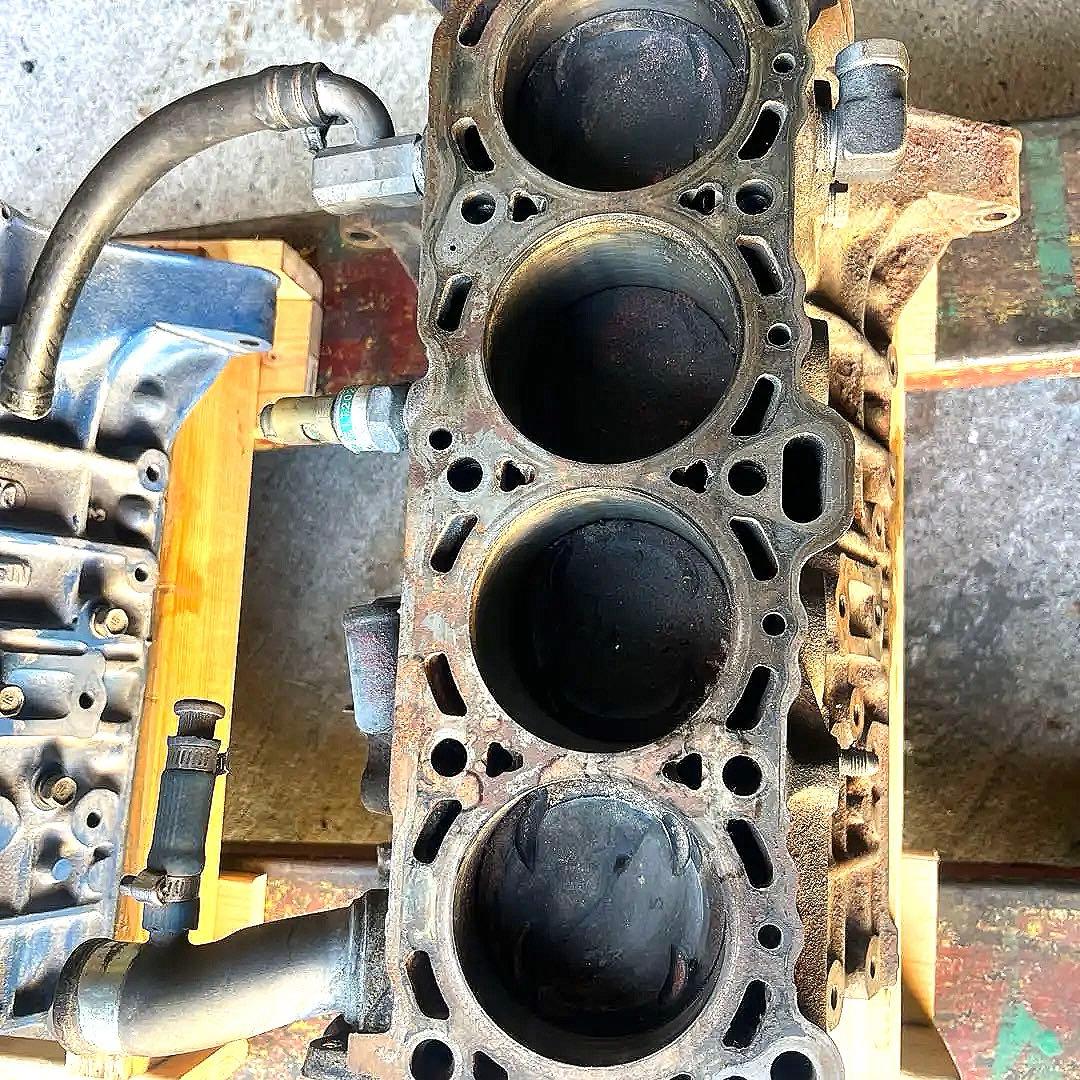 メカチューン エンジン 2機 日産CA18 機械式 ターボ 本体 シルビア