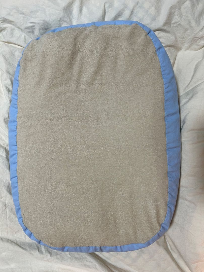 【美品・1度のみ使用】おやすみたまご　ブルー＆ベージュ