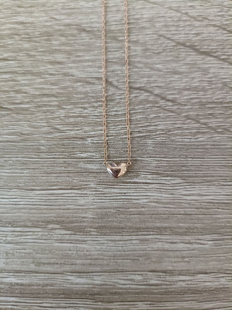 オレフィーチェ　アミュレットハートネックレス