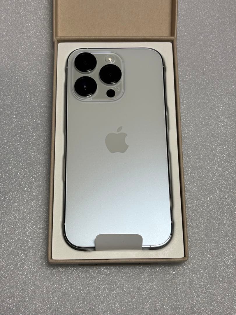 【AppleCareあり・未使用】iPhone 14 Pro 1TB シルバー