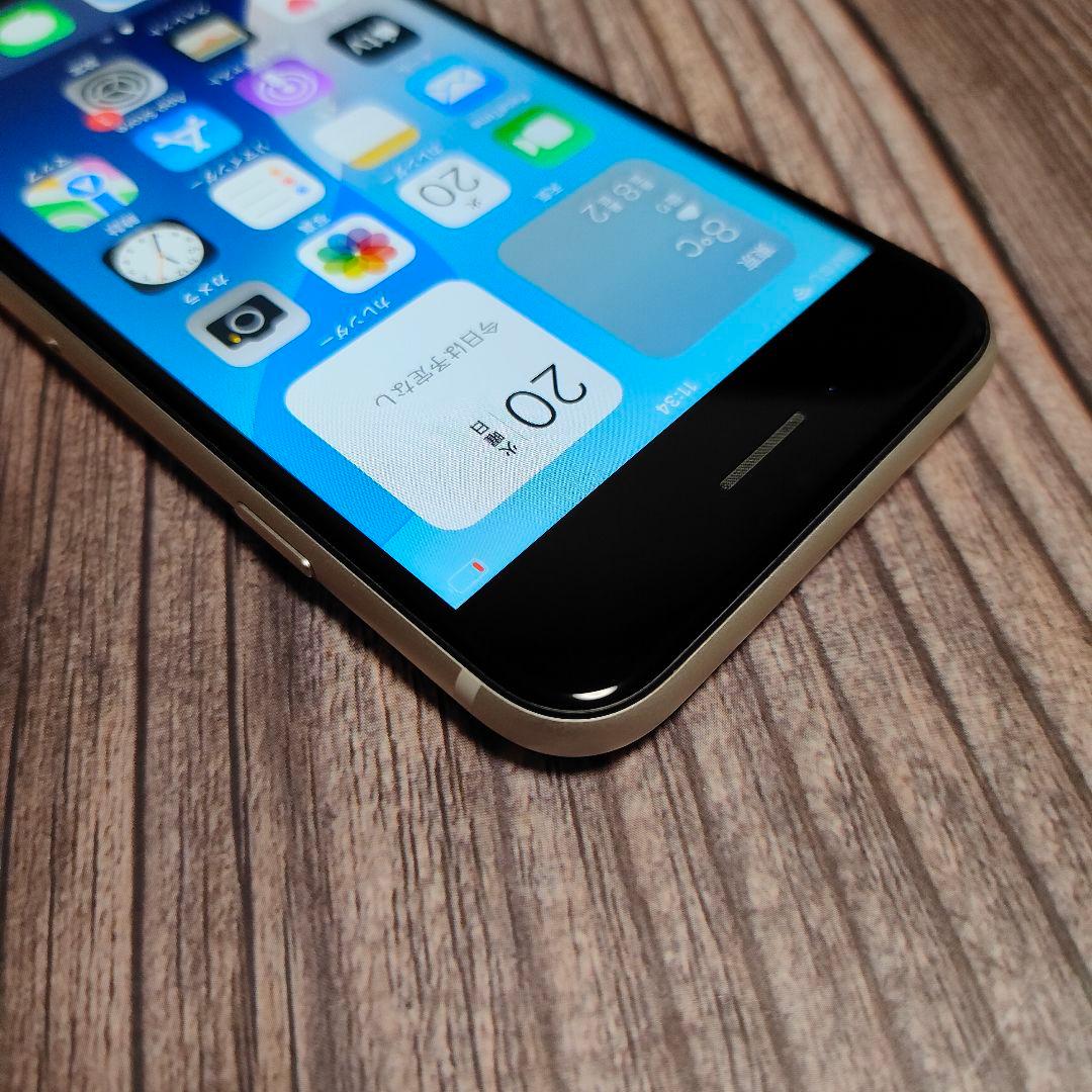iPhone SE 第3世代 SIMフリー 64GB 美品 ガラスフィルム付き