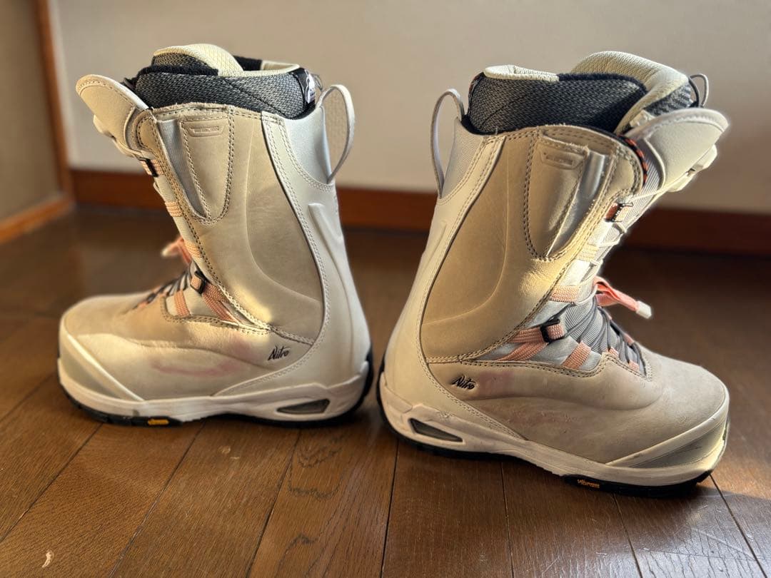 NITRO CLOUD 10 スノーボードブーツ