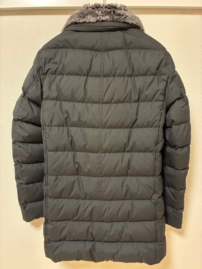 Herno ファー付き ダウンジャケット　ブラック　48‼️