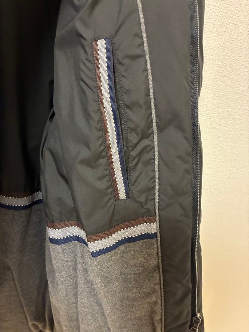 Herno ファー付き ダウンジャケット　ブラック　48‼️