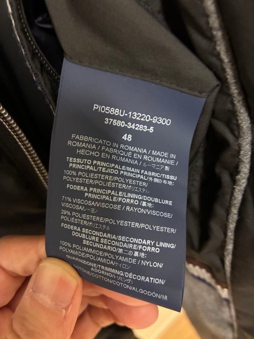 Herno ファー付き ダウンジャケット　ブラック　48‼️