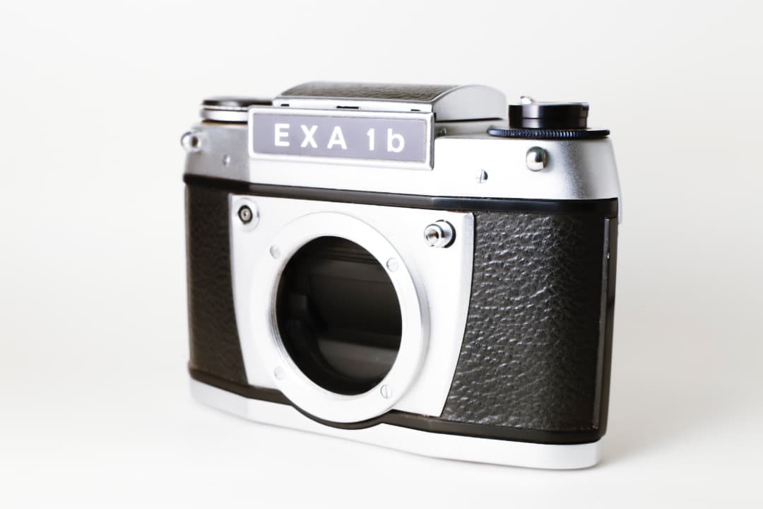 【美品】EXA 1b フィルム一眼レフカメラ ドイツ製　＃4
