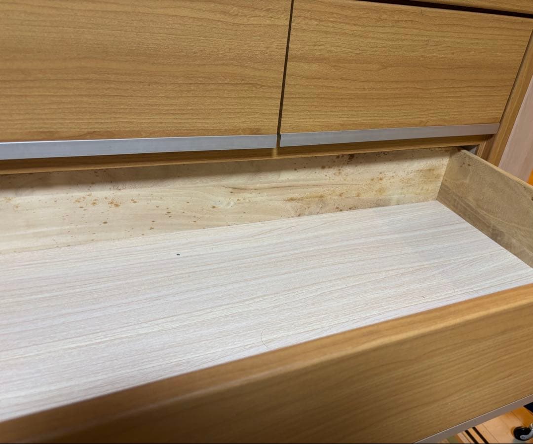 ニトリ　 チェスト　タンス　衣類収納　ナチュラルウッド 6段　レール付