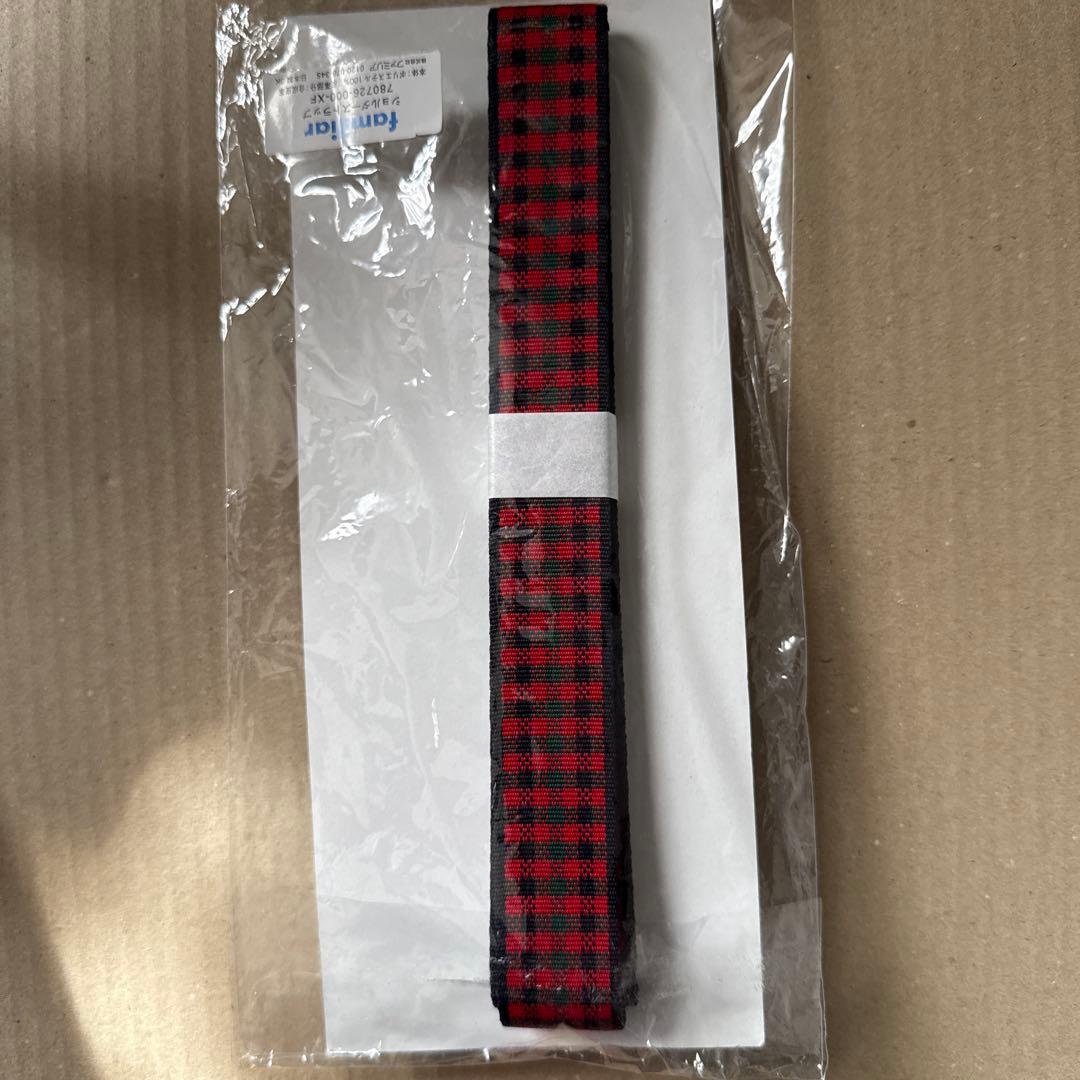 ファミリア　ショルダーストラップ　赤チェック