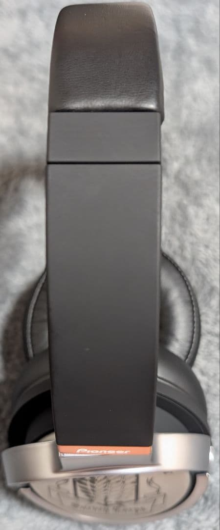 ONKYO DIRECT 進撃の巨人 SE-MHR5 LEVI リヴァイモデル