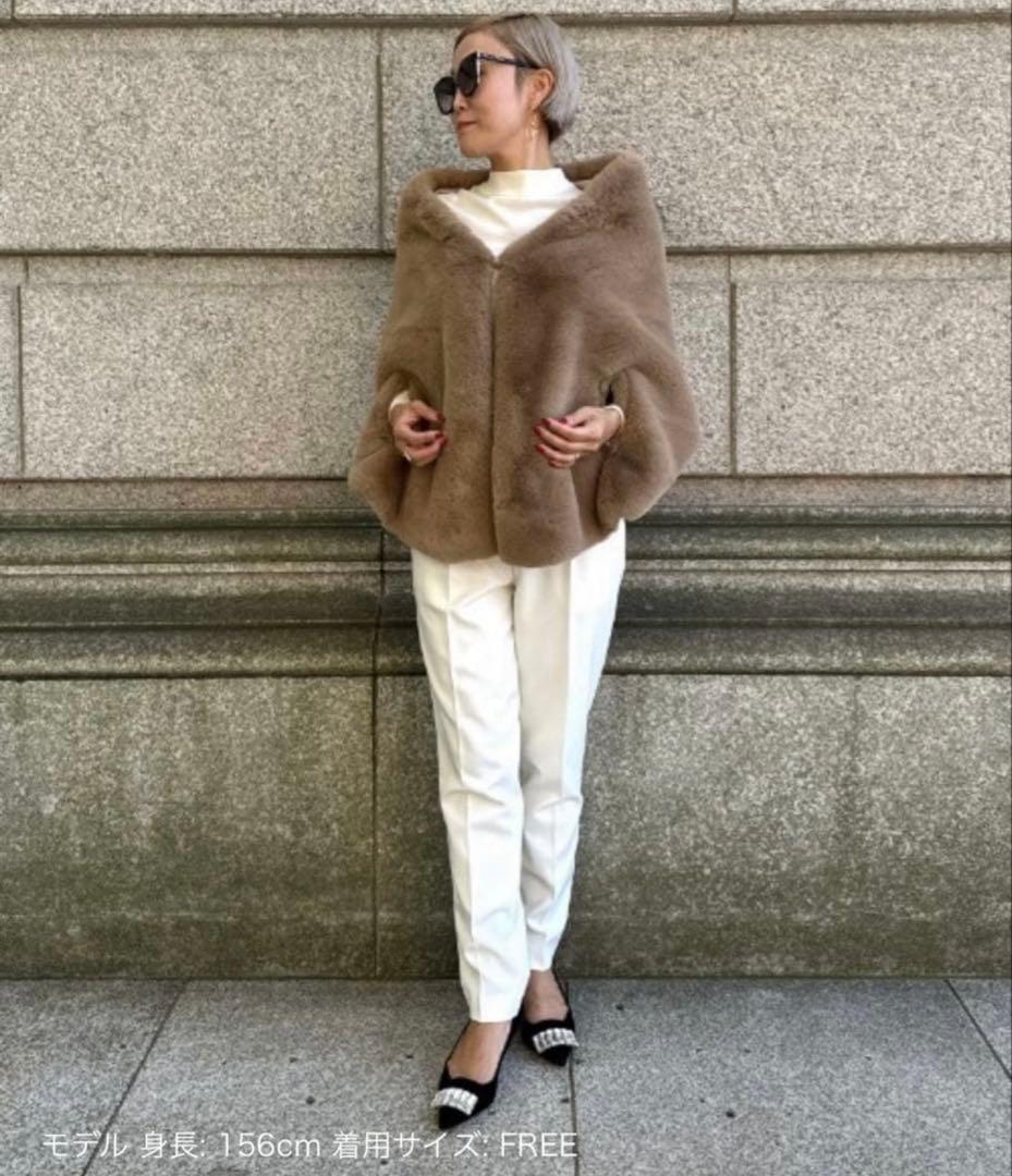 即日発送 新品未使用 タグ付き JENNE リッチボリュームファーケープ