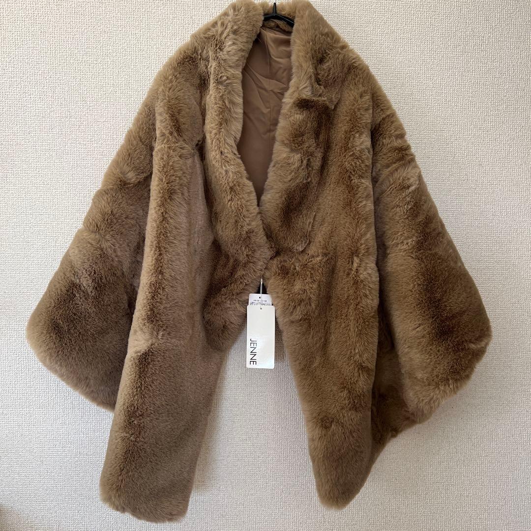 即日発送 新品未使用 タグ付き JENNE リッチボリュームファーケープ