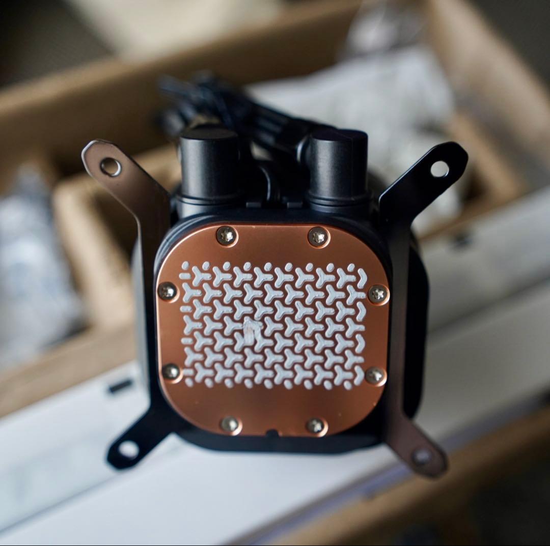 PC用ファン・クーラー CORSAIR NAUTILUS 240 RS