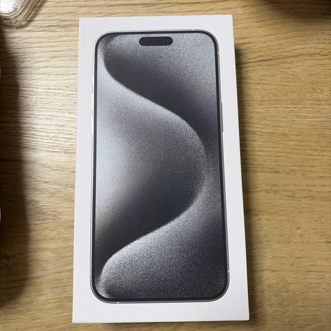 iPhone 15Pro maxホワイト 電池容量100% おまけ付