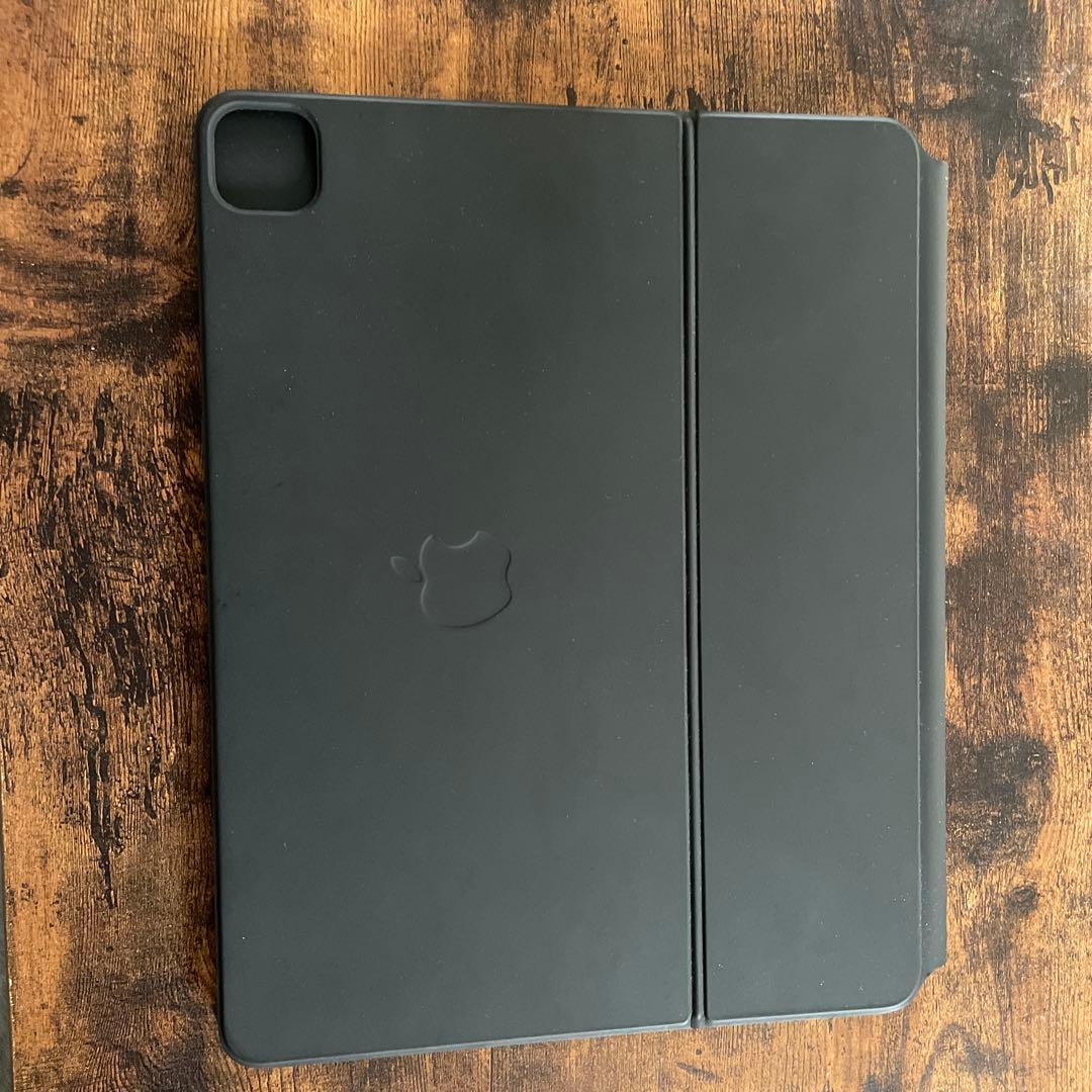 iPad pro (第6世代)12.9インチ+ Smart Keyboard