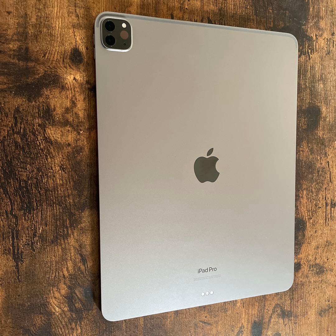 iPad pro (第6世代)12.9インチ+ Smart Keyboard