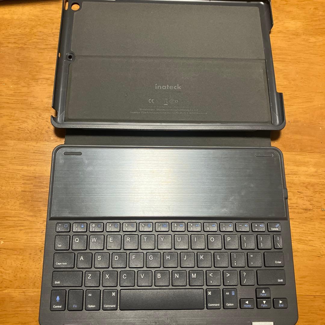 iPad(6世代)32GB スペースグレー 充電器・ケーブル付き 中古