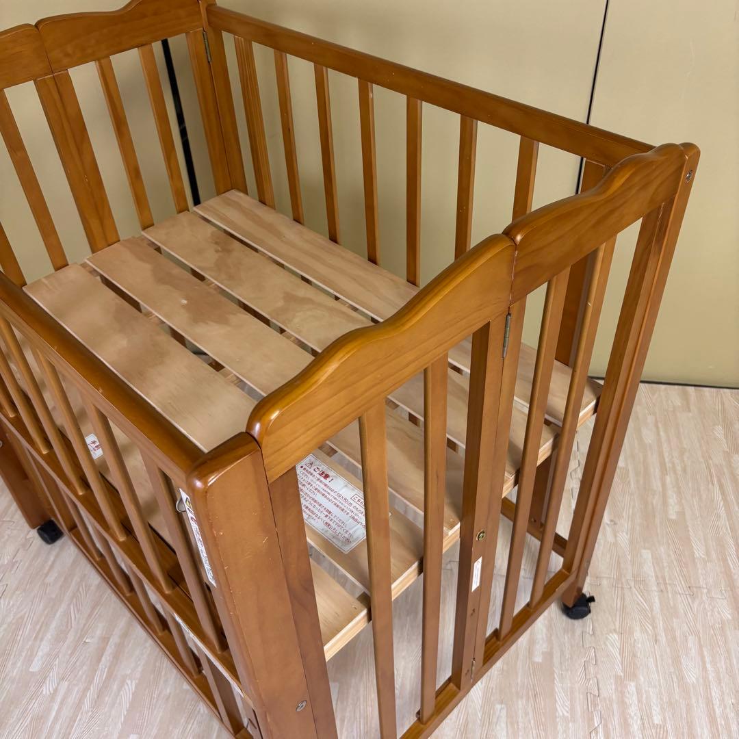 除菌清掃済　大和屋　パタン　折りたたみミニベビーベッド　すのこ　ライトブラウン