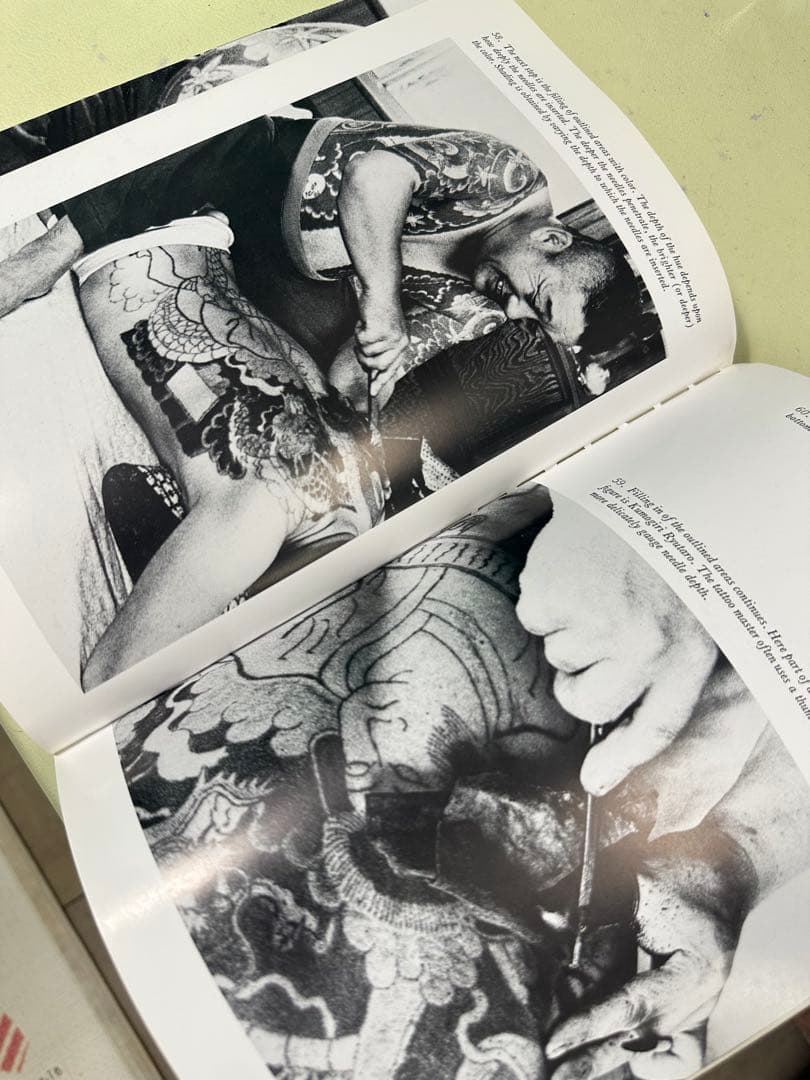 芸術写真 THE JAPANESE TATTOO by Donald Richie
