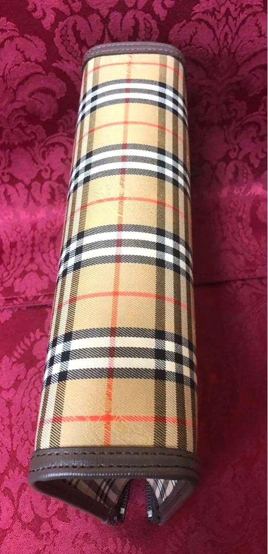 【極美品】バーバリー★ノバチェック★シャドーホース★ホースロゴ★クラッチバッグ