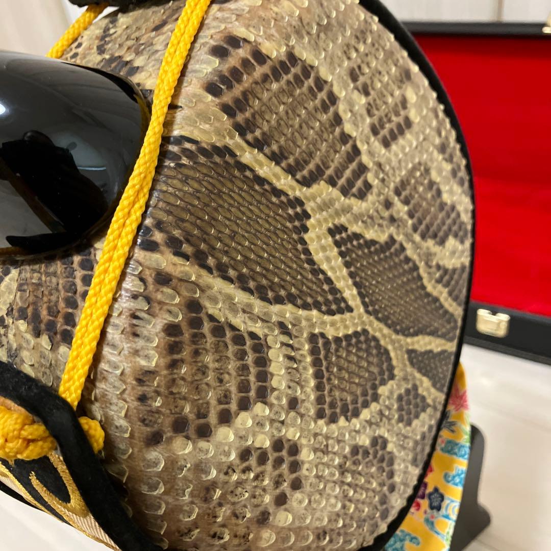 沖縄三線 蛇柄 三味線　和楽器 ハードケース　付属品セット