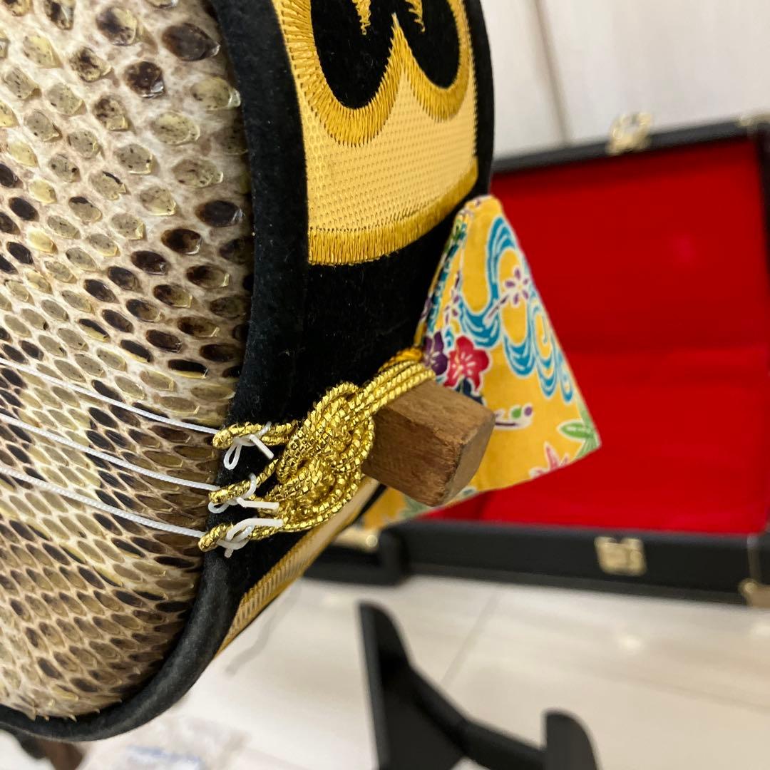 沖縄三線 蛇柄 三味線　和楽器 ハードケース　付属品セット