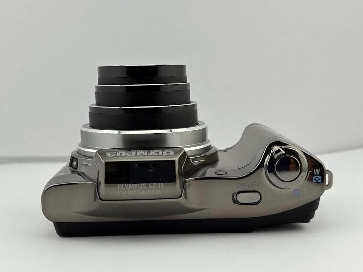 ★極上美品★ オリンパス OLYMPUS SZ-11 シルバー★バッテリー付★