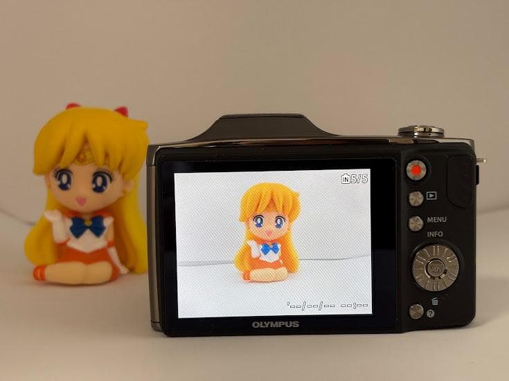 ★極上美品★ オリンパス OLYMPUS SZ-11 シルバー★バッテリー付★