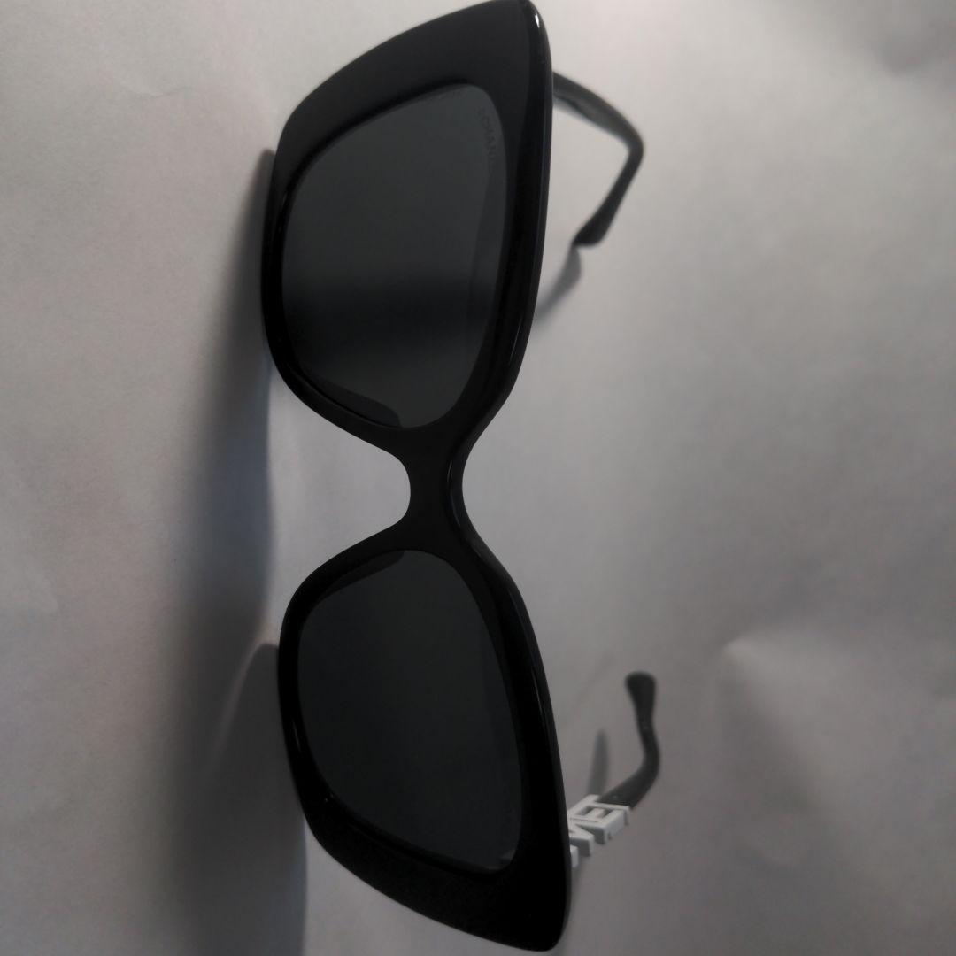 CHANEL ブラック サングラス