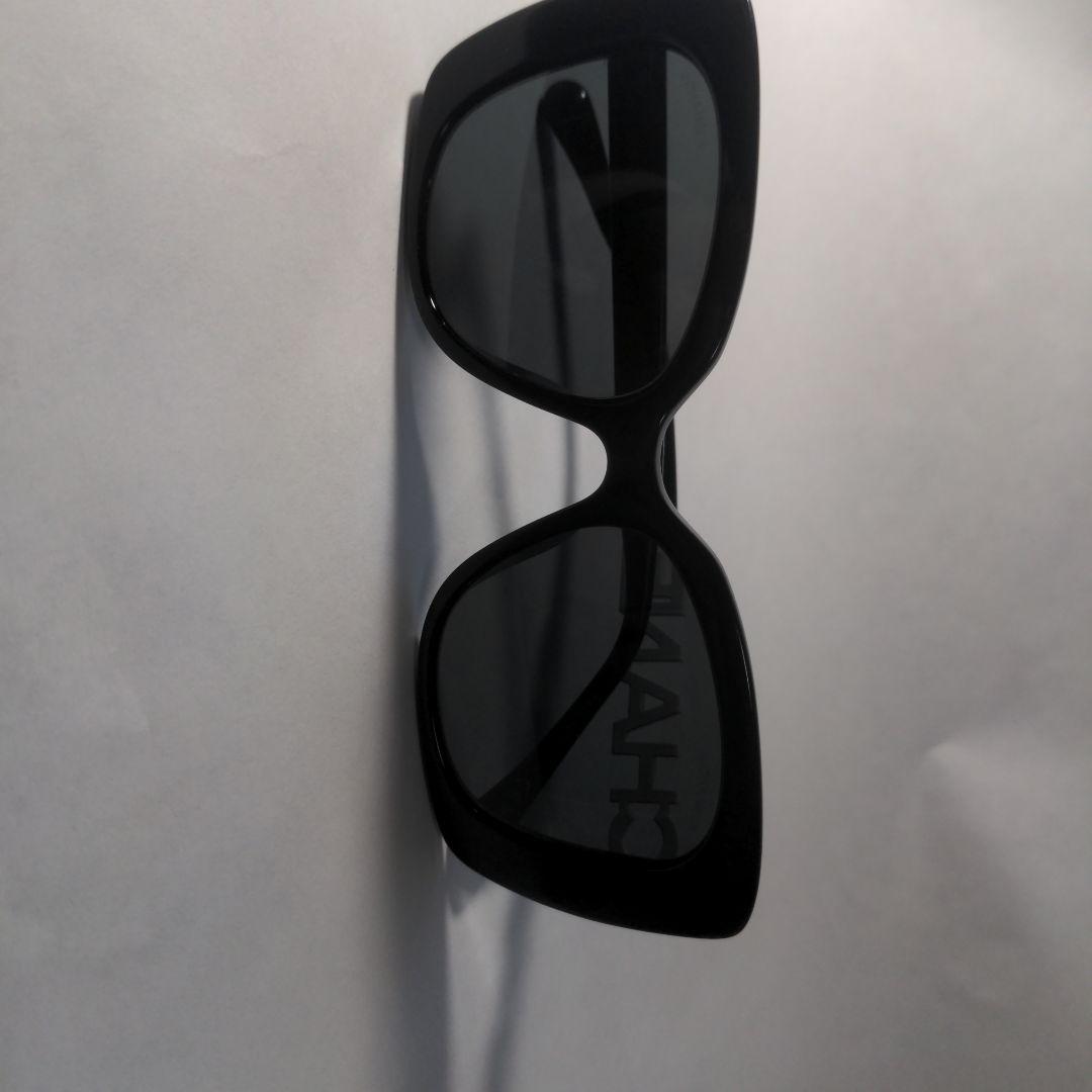 CHANEL ブラック サングラス