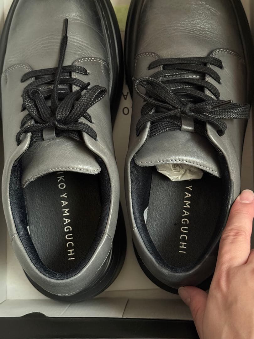 特別セール ERIKOYAMAGUCHIレザー厚底スニーカーTHE WALKER