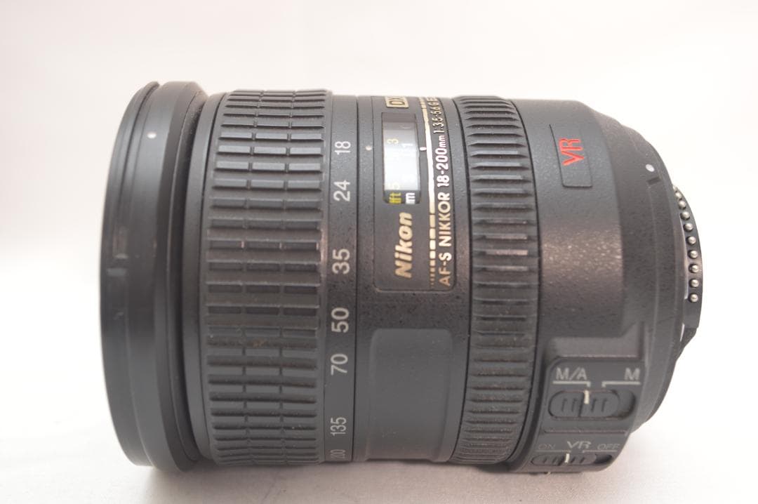 ✨美品✨ Nikon AF-S 18-200mm F3.5-5.6 G VR