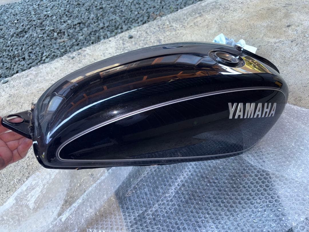 SR400 RH01J タンク　キャブ車用