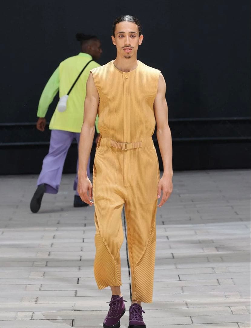 【最終値下げ】オムプリッセ イッセイミヤケ ジャンプスーツ