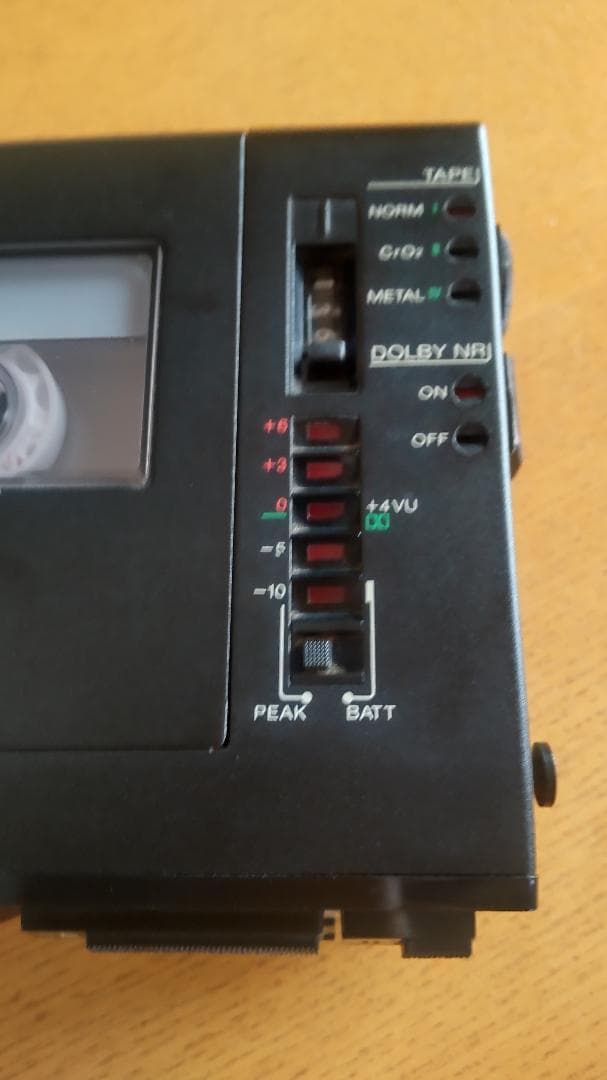 SONY ウオークマン　プロフェッショナル　初期型