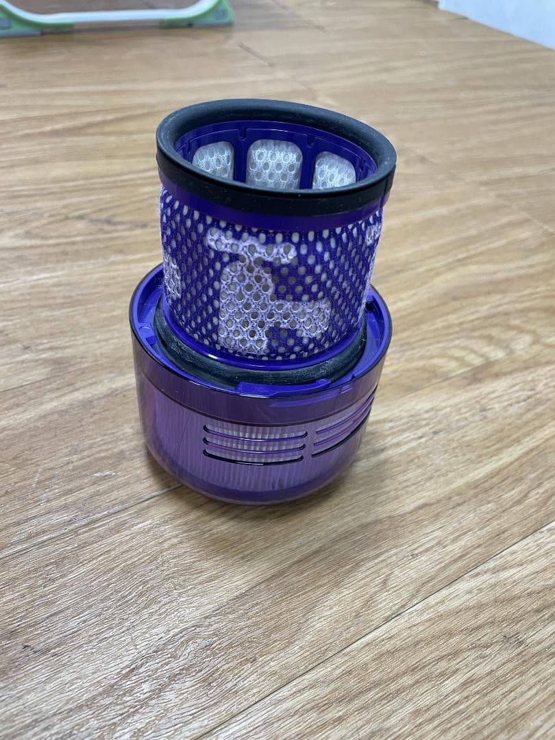 Y☆717 　ダイソン 掃除機　Digital slim fluffy　SV18