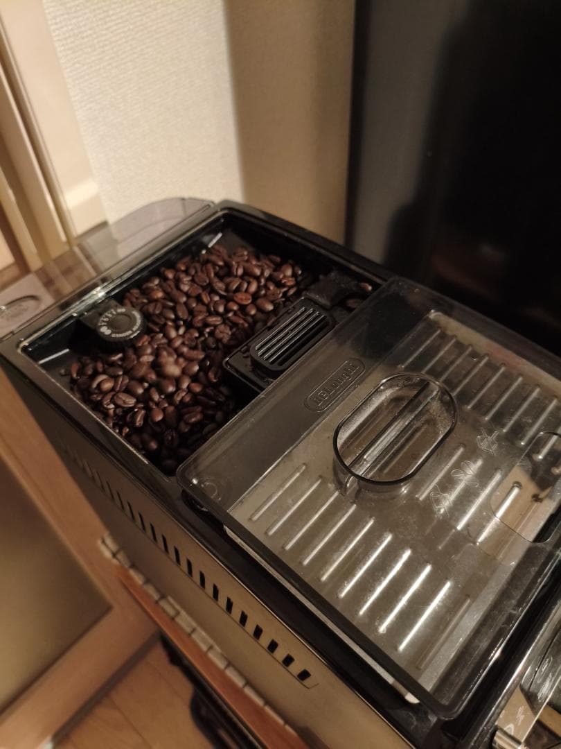 DeLonghi AUTENTICA エスプレッソマシン