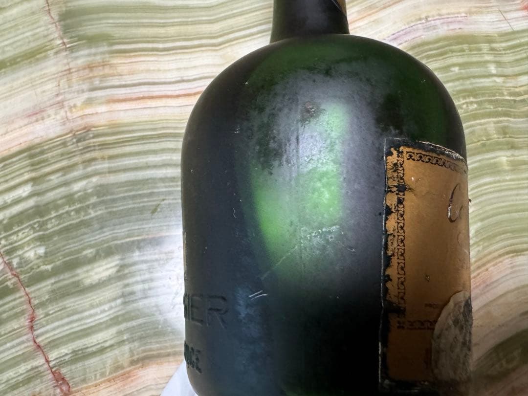 新品　未開封　古酒　ナポレオン　クルボアジェ エクストラ ビエイュ　コニャック