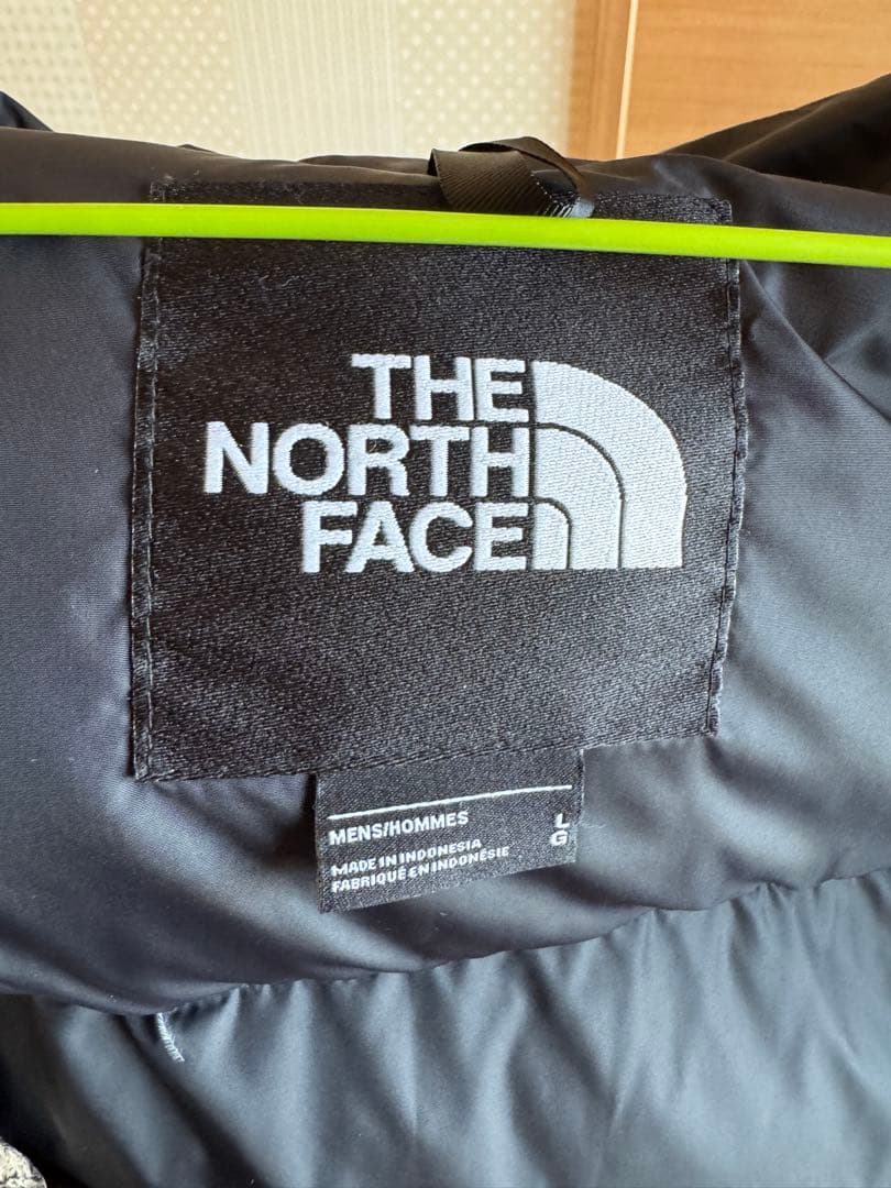 ノースフェイス 枯葉柄　US限定　ダウンベスト