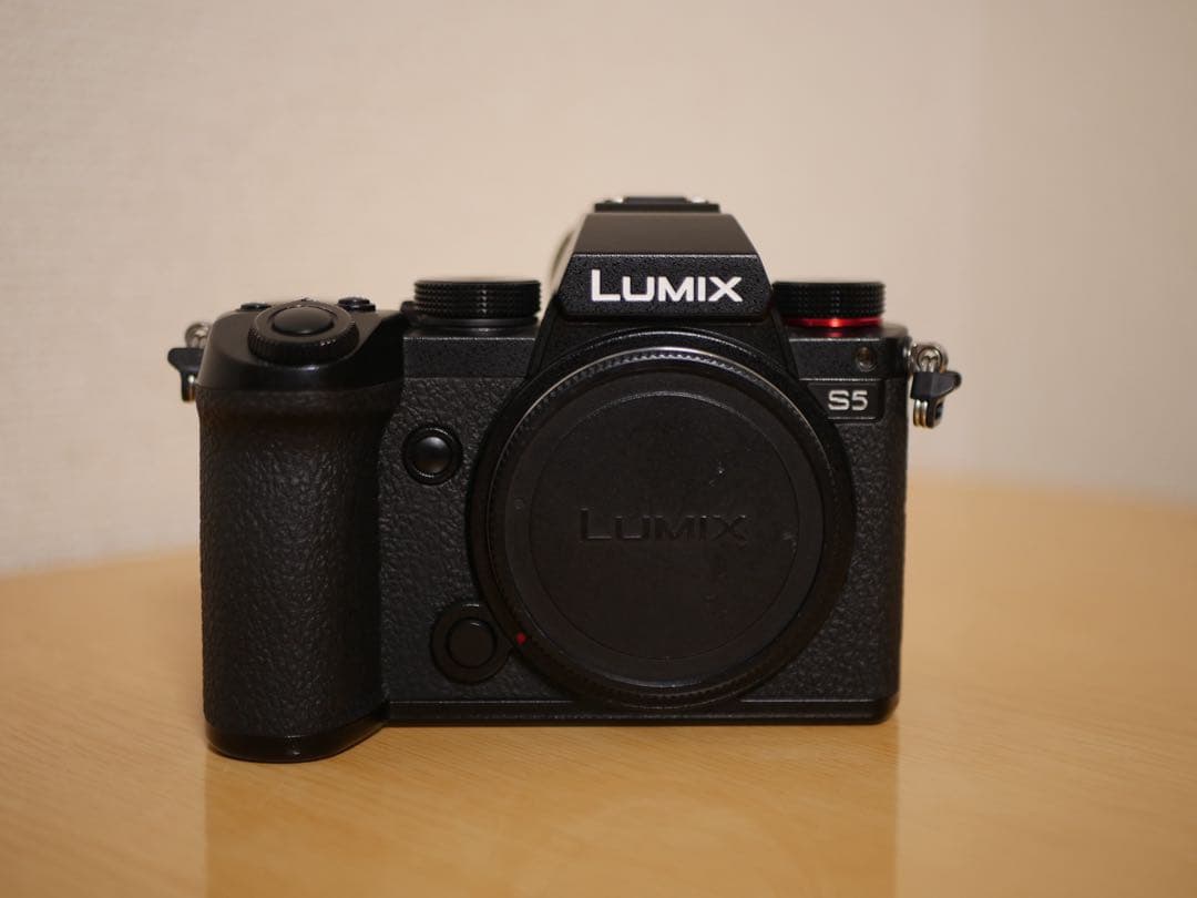【良品】パナソニック LUMIX S5 本体