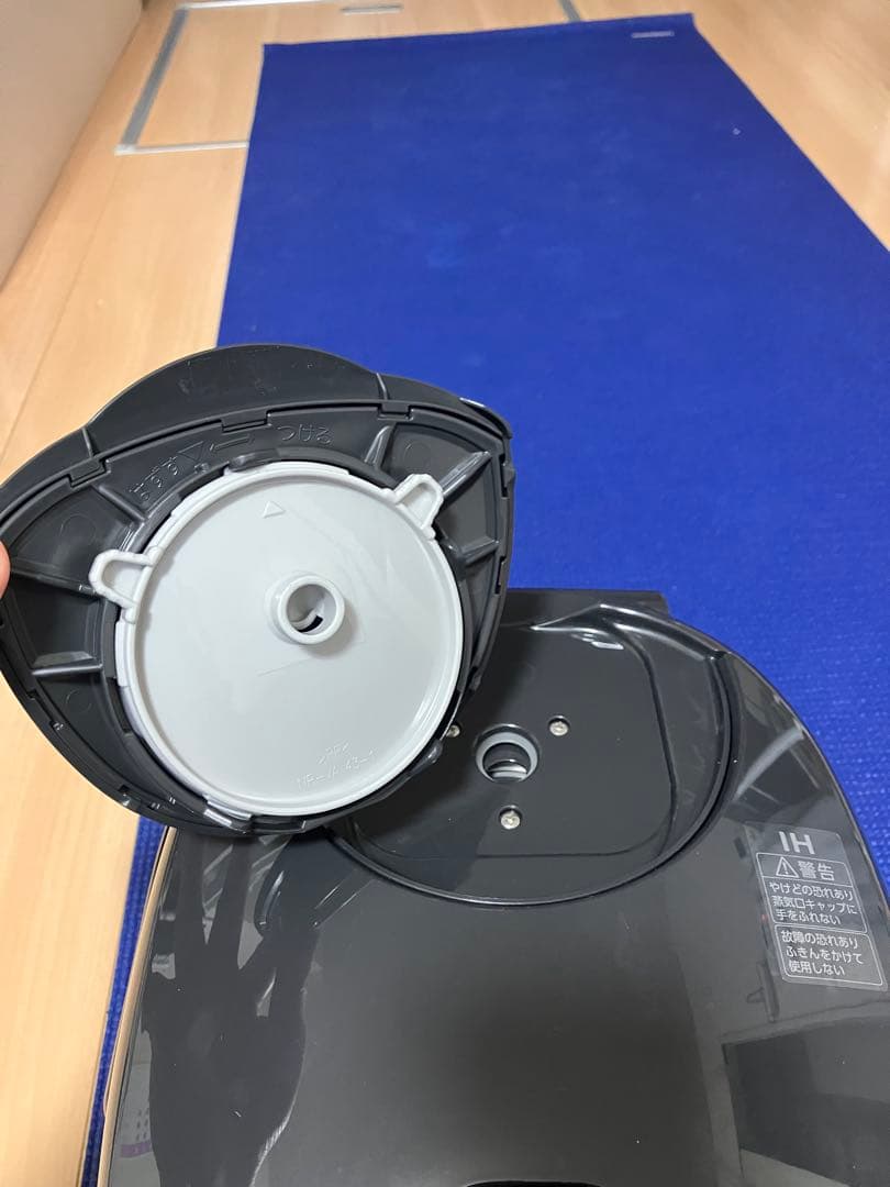 象印 IH炊飯器5.5号炊き！　NW-VJ10 2025年製