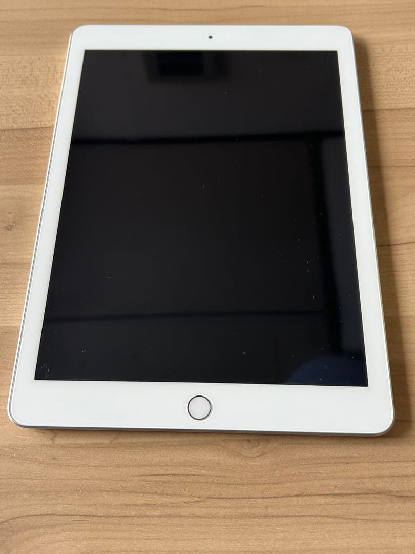 Apple iPad Wi-Fi 32GB シルバー