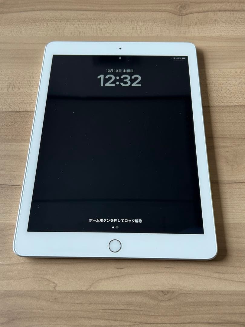 Apple iPad Wi-Fi 32GB シルバー