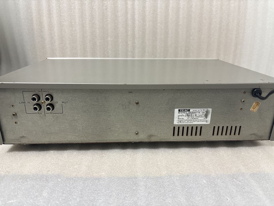 希少！カセットデッキ　TEAC V-R1