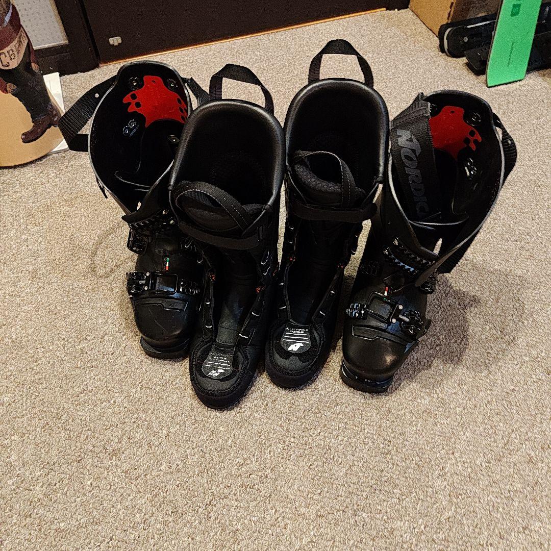 ノルディカドーベルマン5RD S 25.5