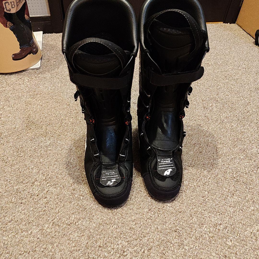 ノルディカドーベルマン5RD S 25.5