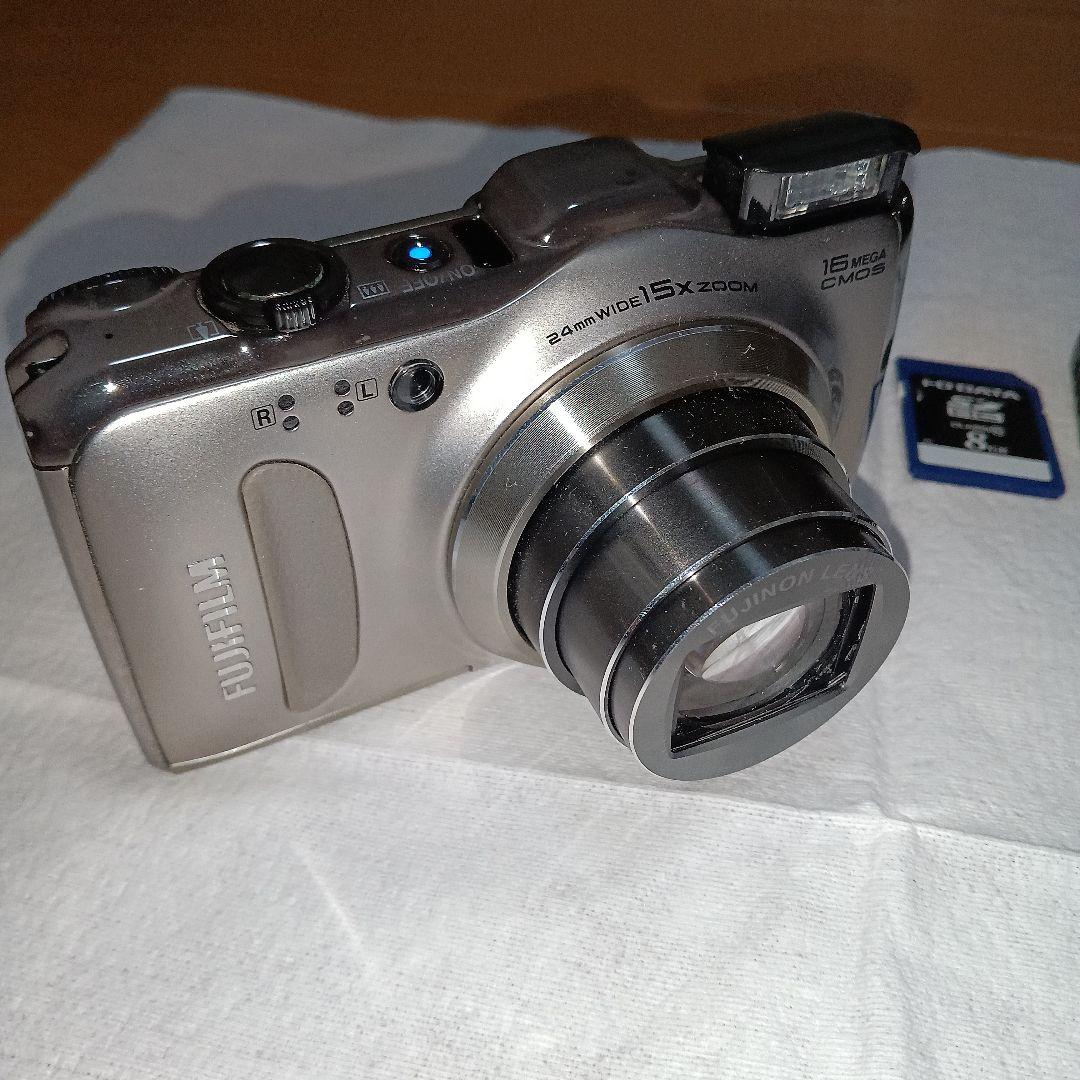 FUJIFILM F550EXR 15倍ズーム　充電器　SDカード付