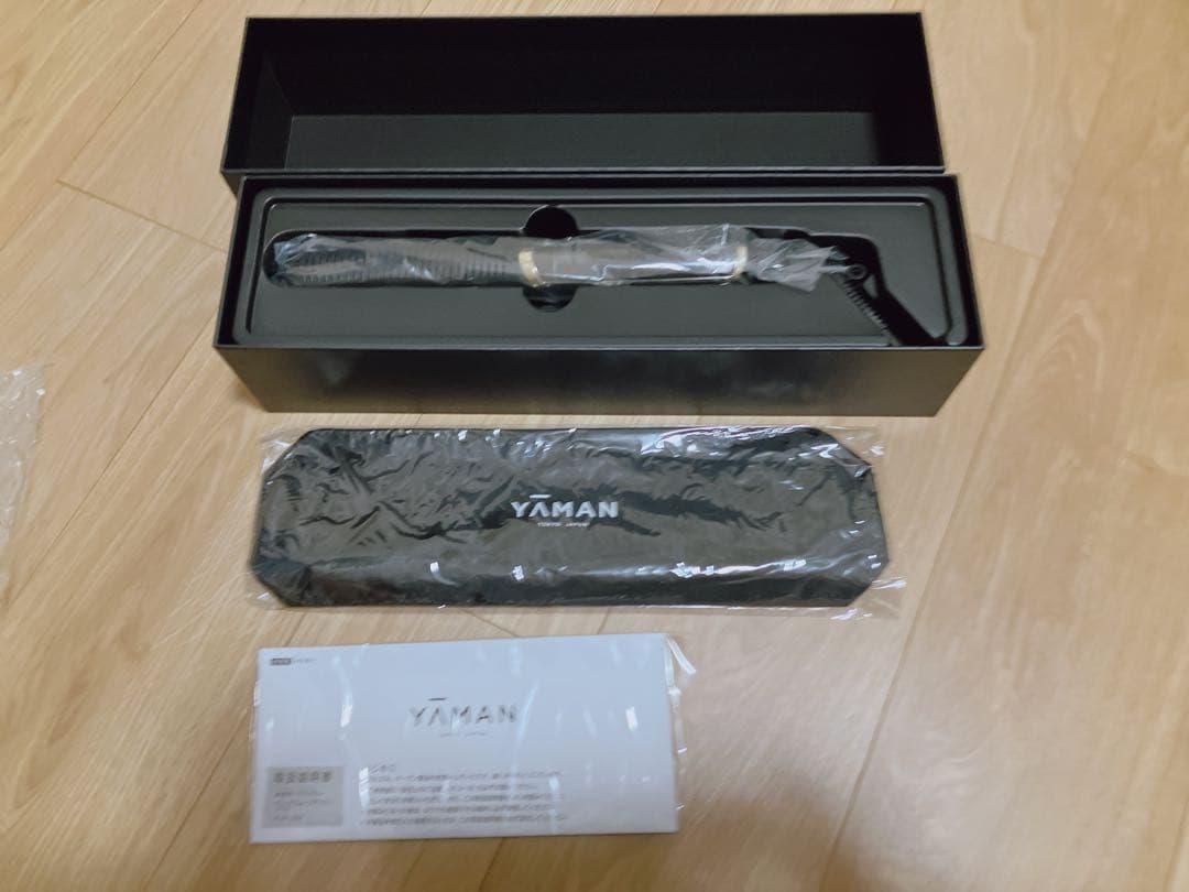 ヤーマン YA-MAN ヴェーダスムースアイロン プラス 　耐熱ポーチ付