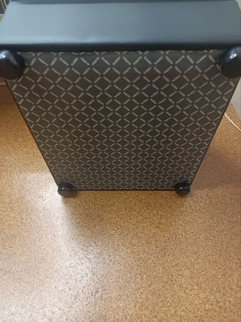 在庫残2脚　PROCEED業務用　1人掛けソファ レザー調　2脚セット（送料込）