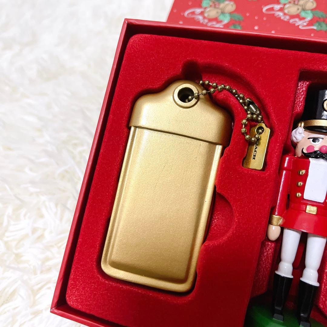 未使用級✨非売品✨COACH コーチ オーナメント チャーム クリスマス
