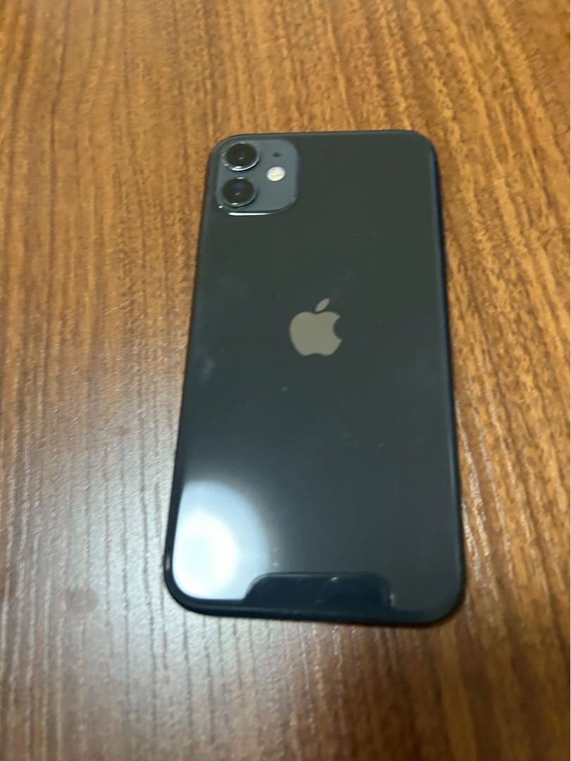 Apple iPhone 11 本体 ブラック　ジャンク